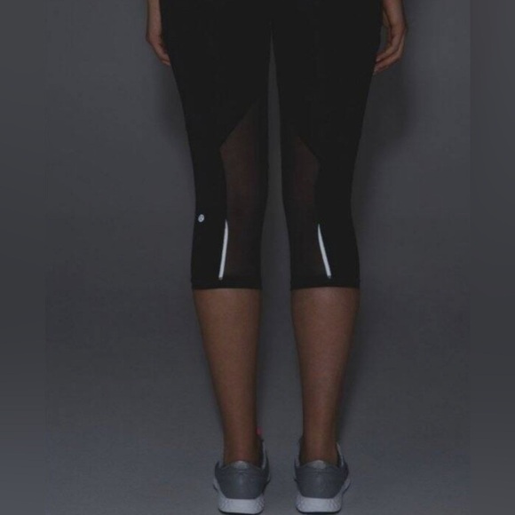 Lululemon Outrun Ruched Mesh Pocket Luxtreme Cropped leggings size 6 - Picture 14 of 17